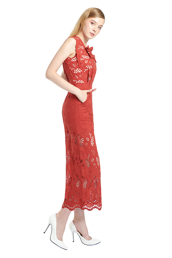 side view of the dress